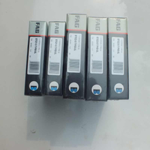 Spindle bearing angular contact ball bearing B7021-C-T-P4S