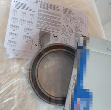 High precision angular contact ball bearing 71922