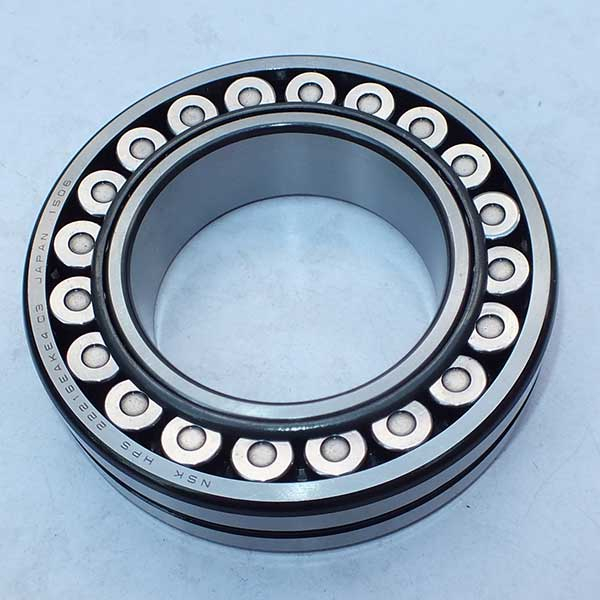 NSK bearing 22216 Spherical roller bearings 22216 roller bearing
