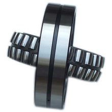 Spherical roller bearing 23318 for water pump