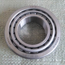 Original tapered roller bearing 32209