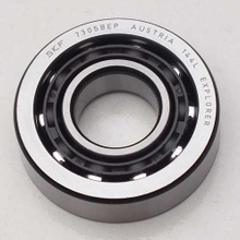 Long life cycle angular contact ball bearing 7305