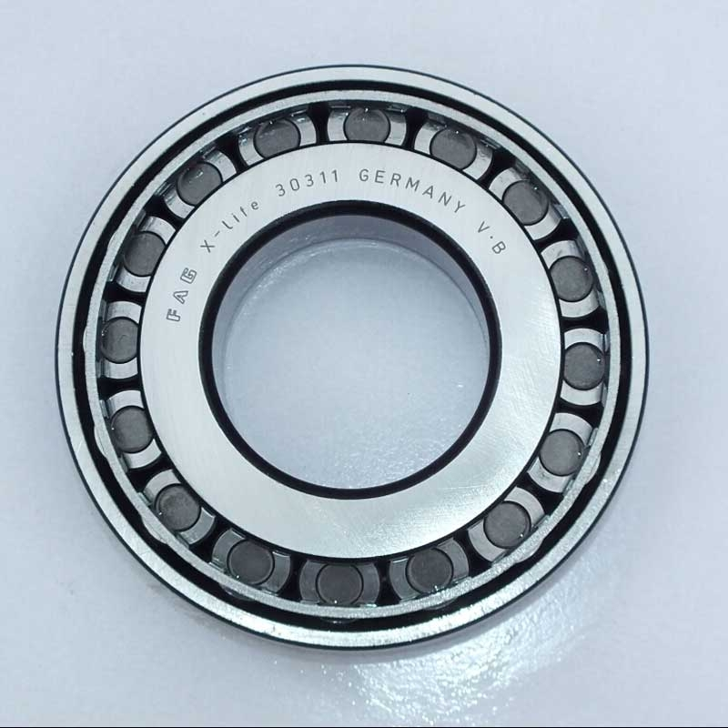Tapered roller bearing 30311 made in Japan